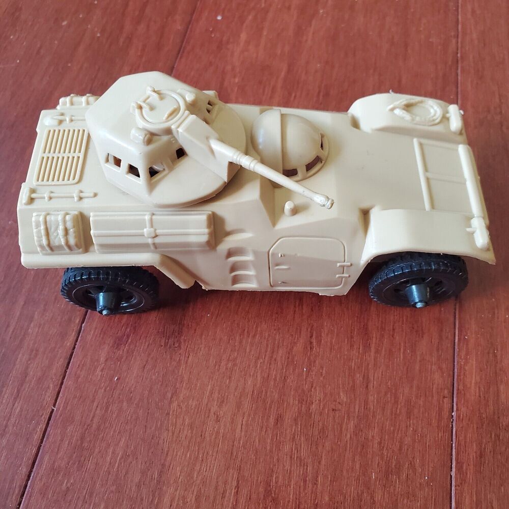 Processed Plastic Co Armored Car Tank 6" Plastic Vintage Swiveling Tank Gun